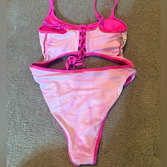 Hot pink Monokini - Picture 7 of 7